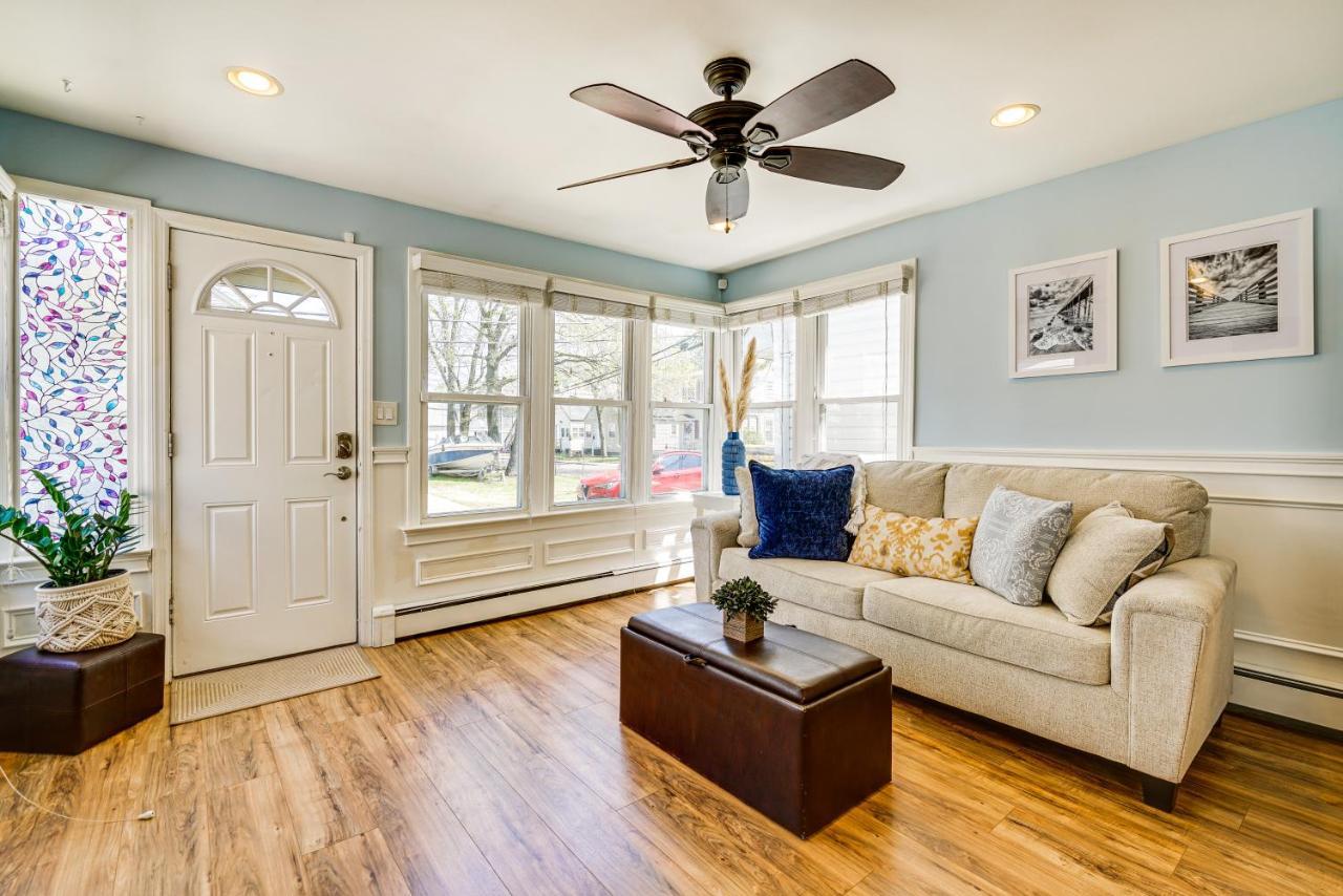New Jersey Abode - Near Theme Parks, Walk To Beach Keansburg Ngoại thất bức ảnh